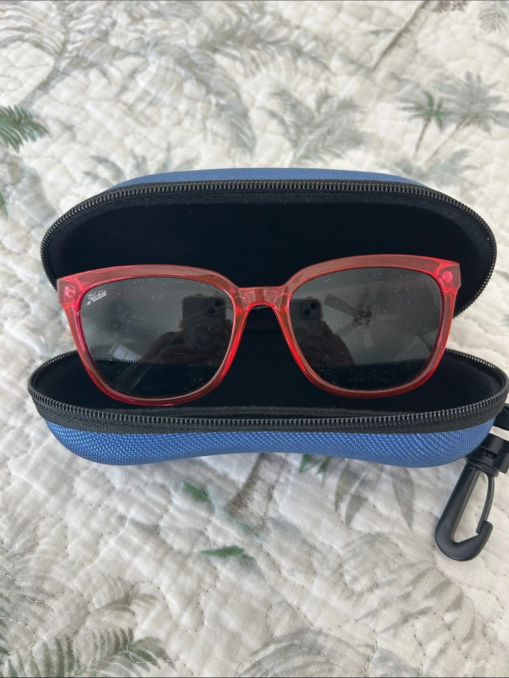 Hobie Kids Red Sunglasses with Blue Case